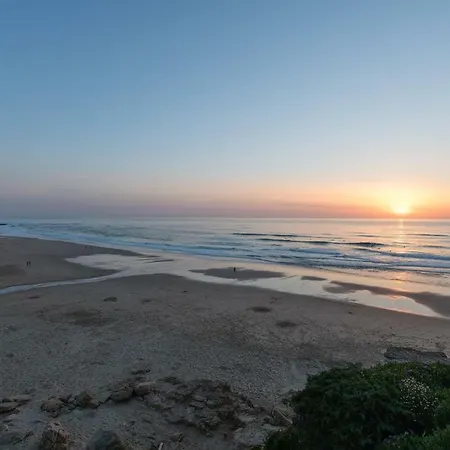 Open Space With Pool And Ocean View * Ericeira