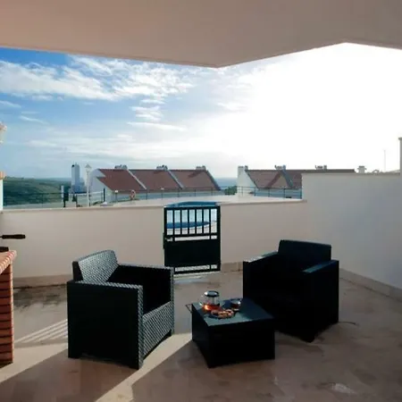 Open Space With Pool And Ocean View * Ericeira